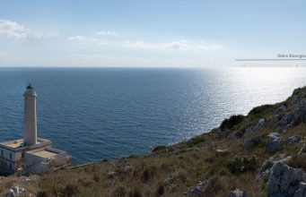 Lo studio SWG: i turisti non cambiano meta se c’è un impianto eolico in mare. Accolti i punti di Legambiente per l’off-shore salentino: più distante del 30%