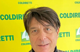 La battaglia contro il cibo sintetico e per ripristinare il paesaggio salentino. Intervista al direttore Coldiretti Piccioni: “Ci vuole un miliardo per passare dalle parole ai fatti”